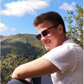 Matej Koreň, Gymnázium Párovská Nitra