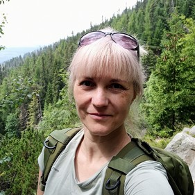 Mária Valentová, Škola pre mimoriadne nadané deti a Gymnázium, Bratislava