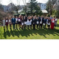 PRAVDA: Prekonávajú sami seba, dostali cenu vojvodu z Edinburghu